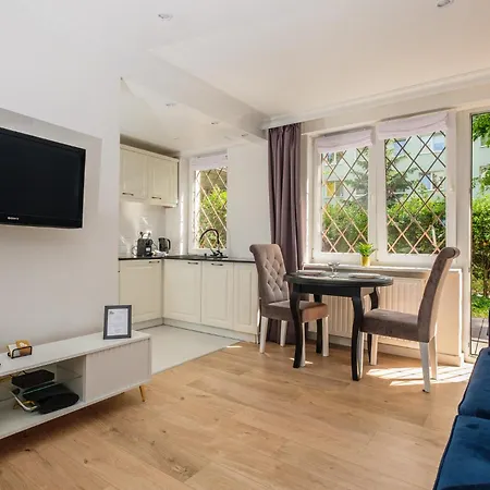 Apartment Labo Sady Zoliborskie